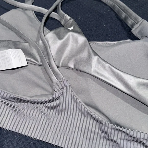 Fabletics Gunmetal Grey strappy low impact bra - Picture 3 of 3